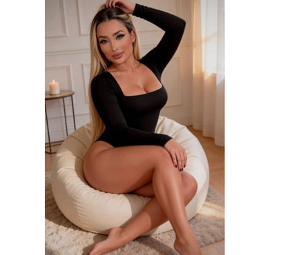 Escorts Heathrow Hillingdon - Photos for GIRLFRIEND Best Service in Town! AMAZING X MEL