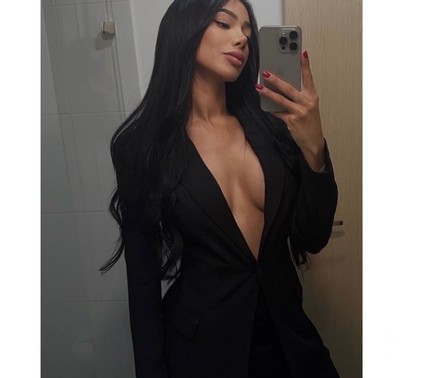 Escorts Suffolk Ipswich - Photos for Naughty Sarah Latina Girl🍑🍑💦💦 💋