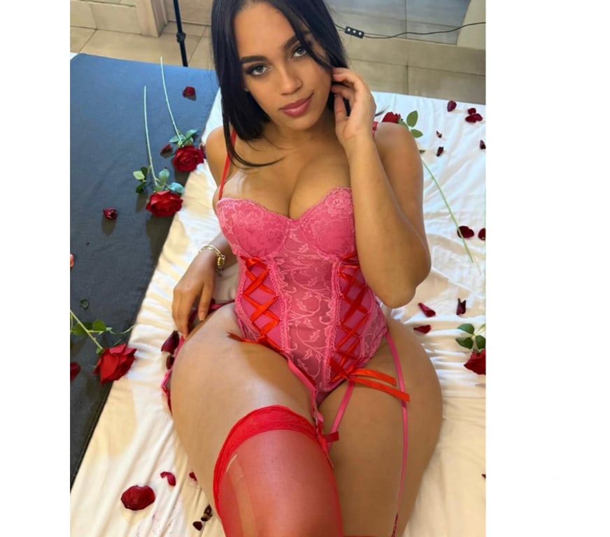 Escorts North West London Camden - Photos for GIRLFRIEND Best Service in Town! AMAZING X MEL