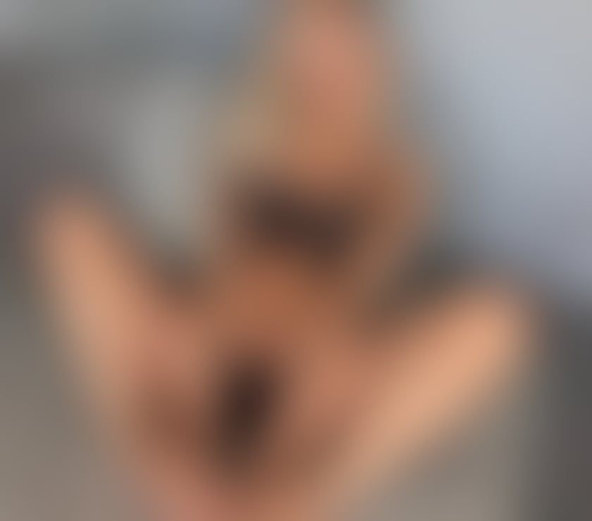 Escorts Hertfordshire Stevenage - Photos for Mia 🍾PARTY GIRL🍷 GENUINE📸 ONLY OUTCALL