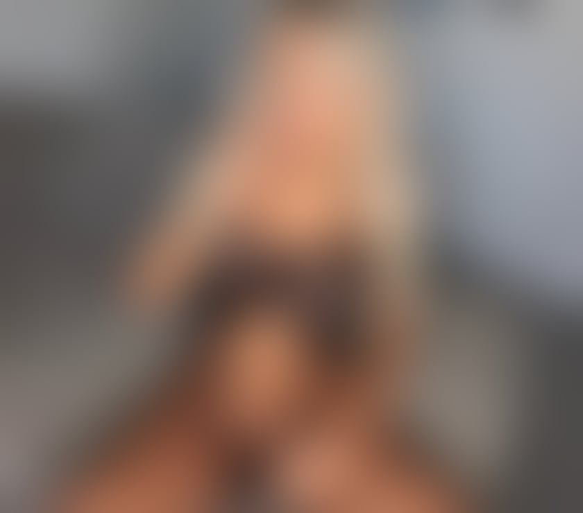 Escorts Hertfordshire Stevenage - Photos for Mia 🍾PARTY GIRL🍷 GENUINE📸 ONLY OUTCALL