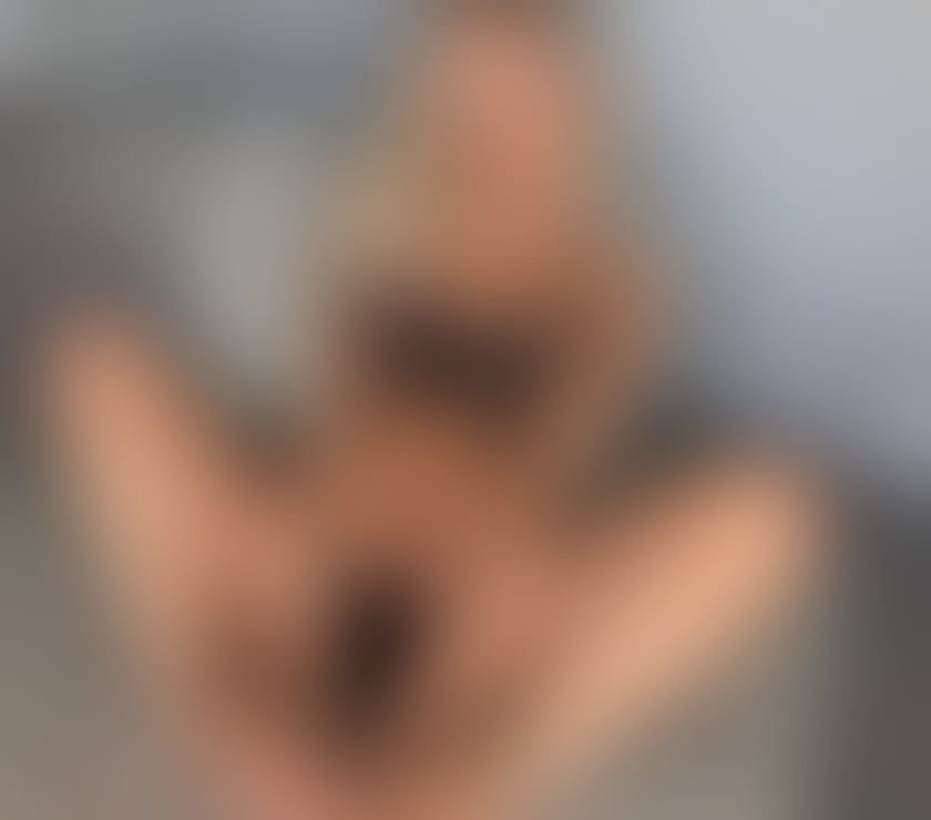 Escorts Barnet Edgware - Barnet - Photos for Mia 🍾PARTY GIRL🍷 GENUINE📸 ONLY OUTCALL