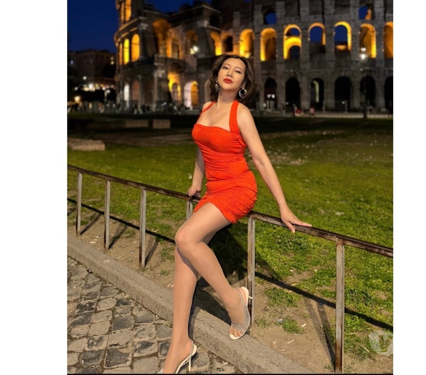 Escorts Kent Medway - Kent - Photos for Julie Thai lady I'm a professional massage