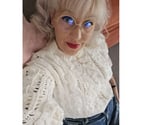 Bianka Massage Pinner