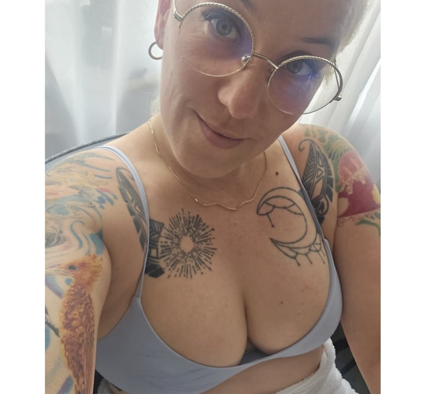 Escorts North West London Harrow - Photos for Bianka Massage Harrow