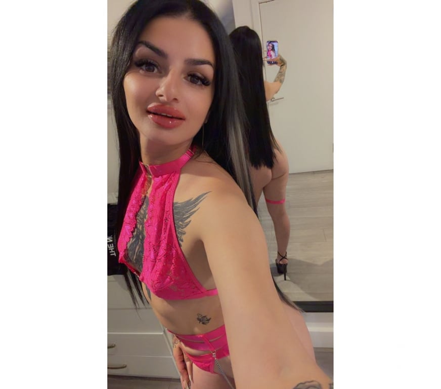 Escorts East London Aldgate East - East London - Photos for Tempting Beauty ♥️ Sweet & Addictive