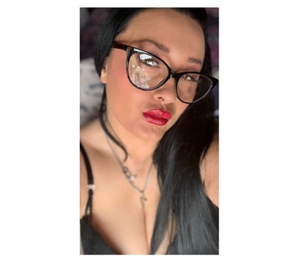  Escorts & Erotic Massage Cardiff City Centre Cardiff - Photos for Katiekaydavis, Brunette BBW, verification available