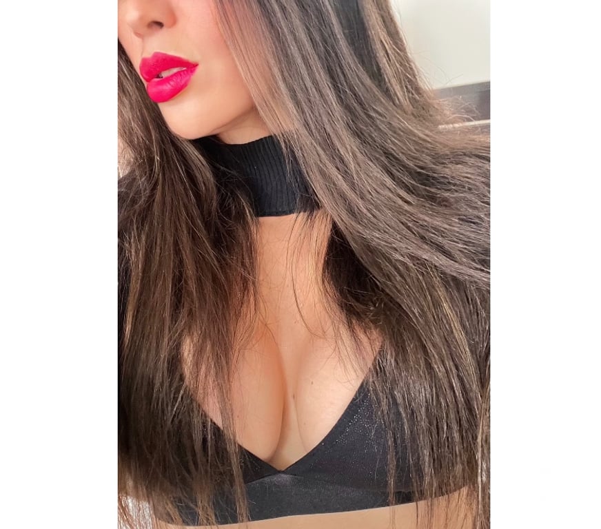Escorts Kent Medway - Kent - Photos for 🔥 Authentic Brazilian Beauty 🇧🇷✨