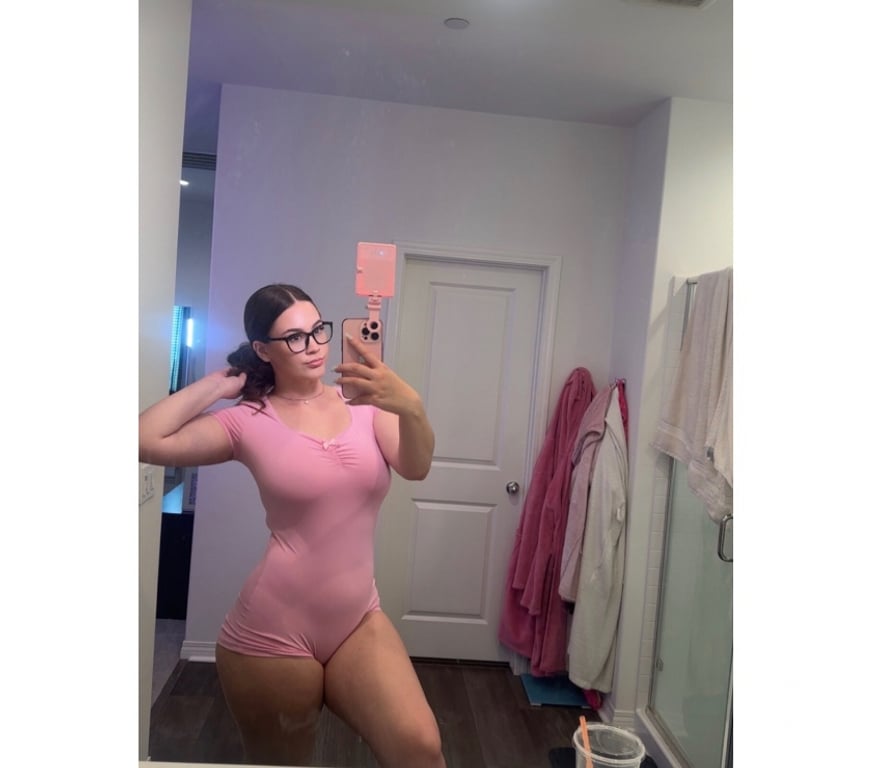 Escorts Essex Colchester - Photos for Soft, classy and discreet company with unforgettable vibes