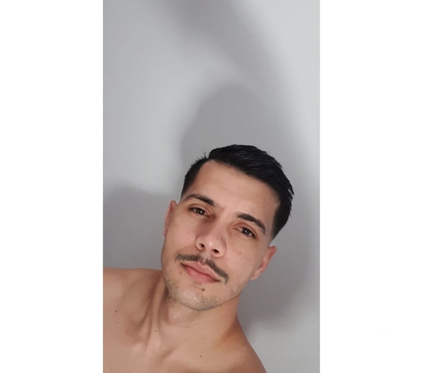  Gay massage South West London Kingston upon Thames - Photos for Open minded! Love to meet new people!