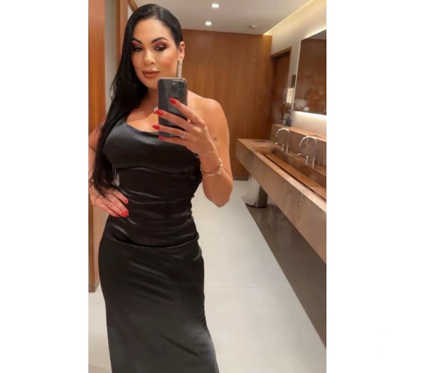 Escorts West London Bayswater - West London - Photos for Bombshell Brazilian Paula