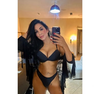 Photos for Bombshell Brazilian Paula