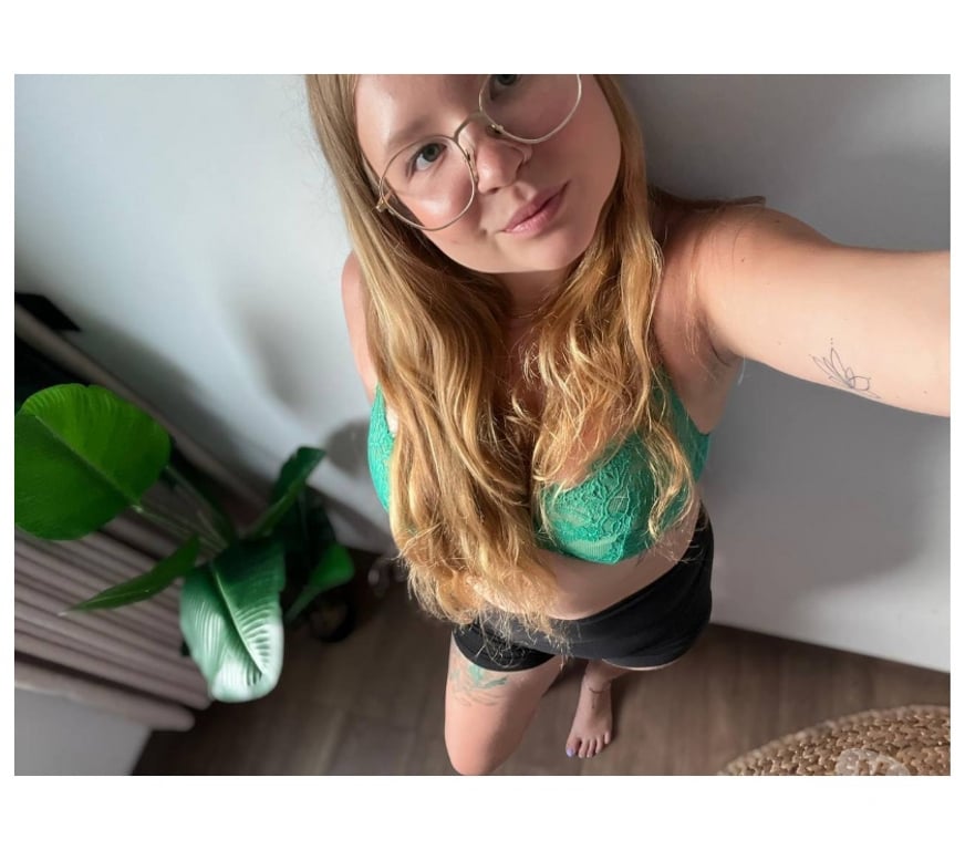Escorts West London Euston - West London - Photos for PSE and FOOT FETISH 💦 All Natural & Sensual 💕