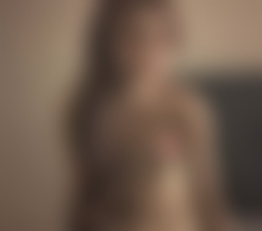 Escort Epsom Epsom and Ewell - Photos for I am a petite girl from Asia