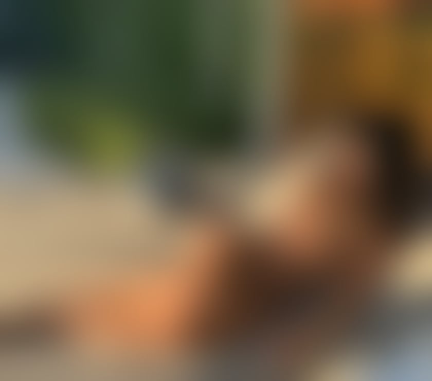 Escorts South East London Deptford - South East London - Photos for CURLY CHARMING, SENSUAL AND FULL OF DESIRE 💋