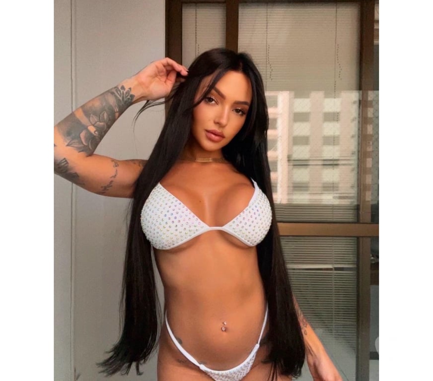 Escorts South West London Sutton - Photos for Kariny 🇧🇷SWEET BRAZILIAN 🔥PARTY GIRL 🥂