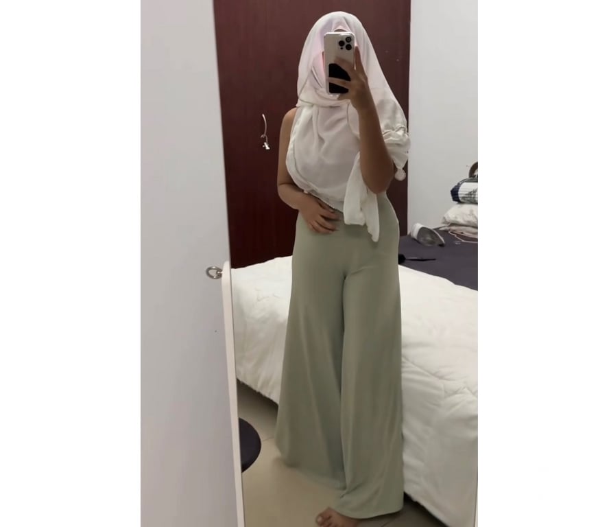 Adult Entertainment East London Little Ilford - East London - Photos for Authentic British Indian Hijabi Goddess(GFE+ content)