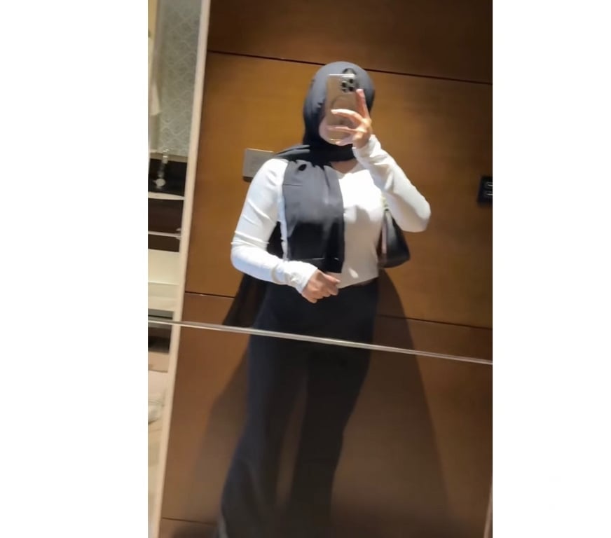 Adult Entertainment East London Little Ilford - East London - Photos for Authentic British Indian Hijabi Goddess(online sevices)