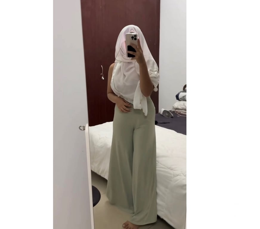 Escorts Lancashire Preston - Photos for OUTCALLS ONLY(British Indian Hijabi Goddess(GFE+ content)
