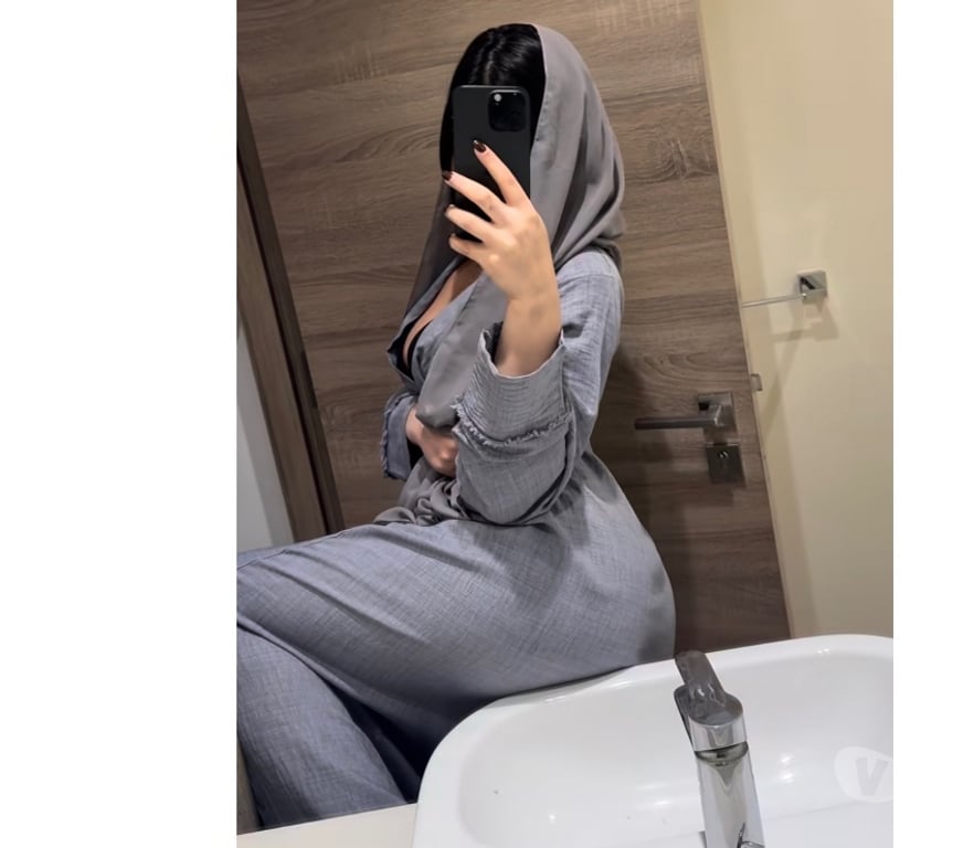 Adult Entertainment Glasgow Glasgow City Centre - Glasgow - Photos for Authentic British Indian Hijabi Goddess(online services)