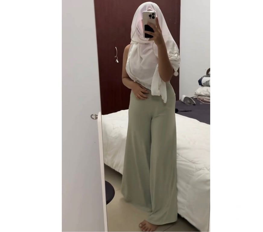 Adult Entertainment Glasgow Glasgow City Centre - Glasgow - Photos for Authentic British Indian Hijabi Goddess(GFE+ content)