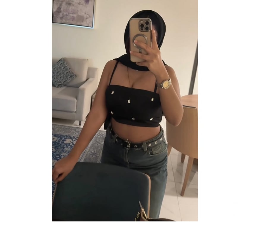 Adult Entertainment Glasgow Glasgow City Centre - Glasgow - Photos for Authentic British Indian Hijabi Goddess(online services)