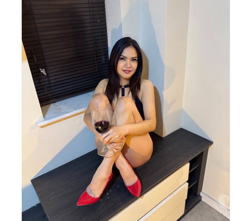 Escorts Staffordshire Newcastle-under-Lyme - Photos for Hi Guys I'm sonya Thai girl best service