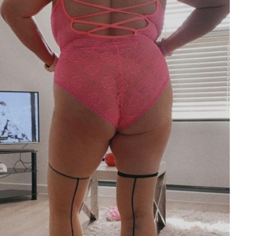 Escorts West Sussex Crawley - Photos for EXPERIENCED GREEK GODESS IN YOUR AREA