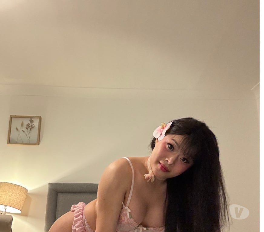 Escorts Oxfordshire Oxford - Photos for Thai Ladyboy(TS) first time in Oxford!!