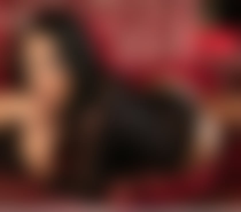 Trans Escorts Kent Canterbury - Photos for Feminine Juicy Smooth Model TRANS Girl With Hard TOY