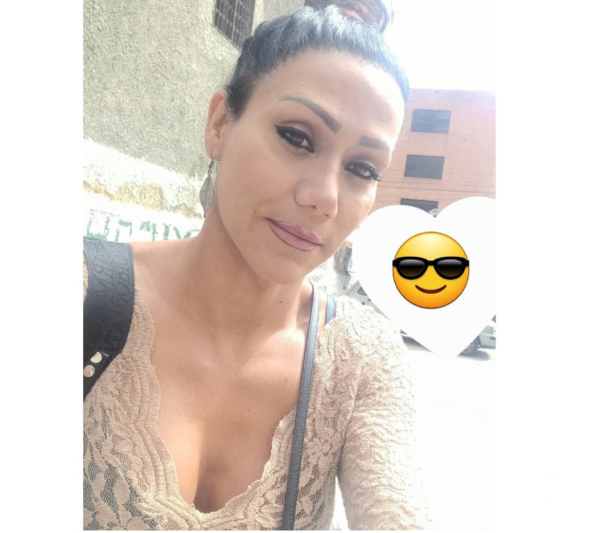 Trans Escorts Kent Canterbury - Photos for Feminine Juicy Smooth Model TRANS Girl With Hard TOY