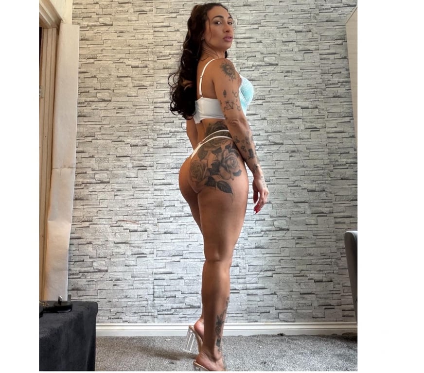 Escorts Essex Basildon - Photos for NATALLY SWEET GIRLS🇧🇷❤️PARTYGIRLandMASSAGE