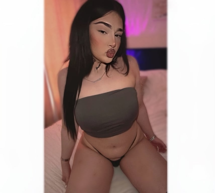 Trans Escorts Hertfordshire Watford - Photos for Aysha in Watford untill Saturday !!