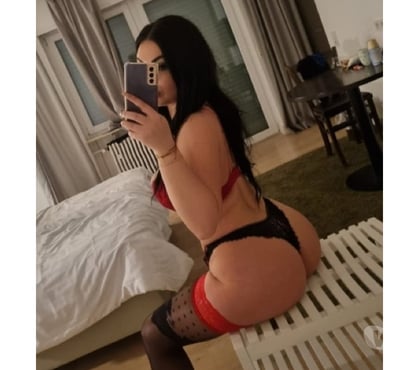Escorts Crosshill Glasgow - Photos for I m sexy now grils în town best party