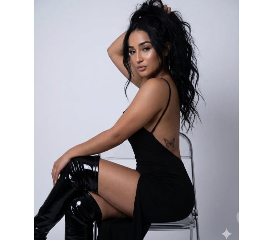Escorts West London Hounslow - Photos for Moana in Brentford