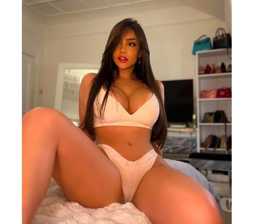 Escorts Hertfordshire East Hertfordshire - Photos for 🔥 NEW BRUNETTE BRAZILIAN GIRL 🔥 07472556110