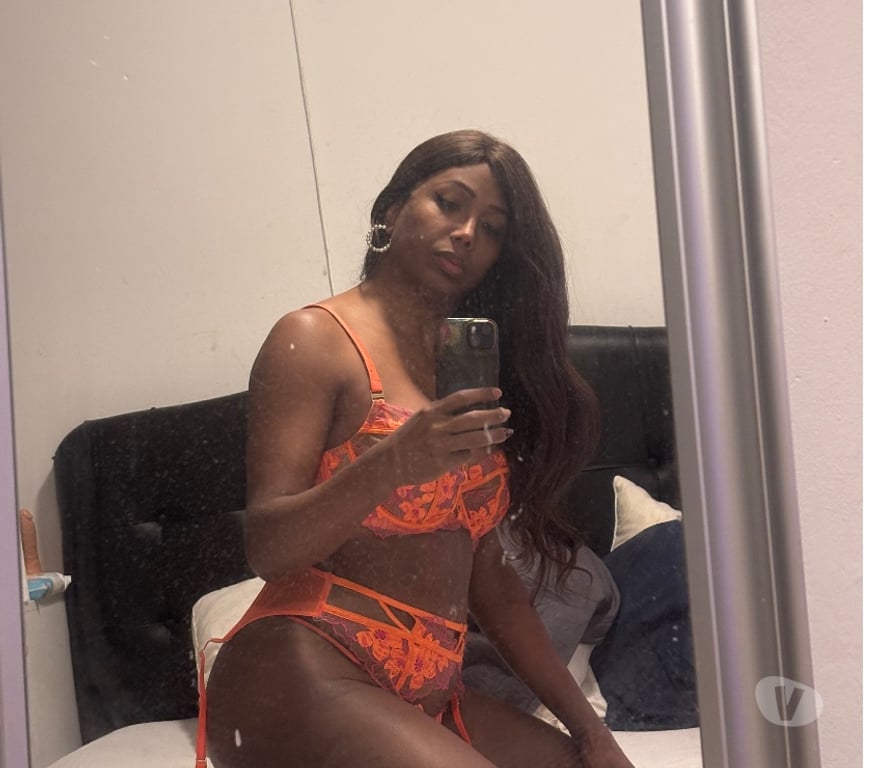 Trans Escorts Staffordshire Stoke-on-Trent - Photos for TS DÉBORA VASQUES HERE IN CITY