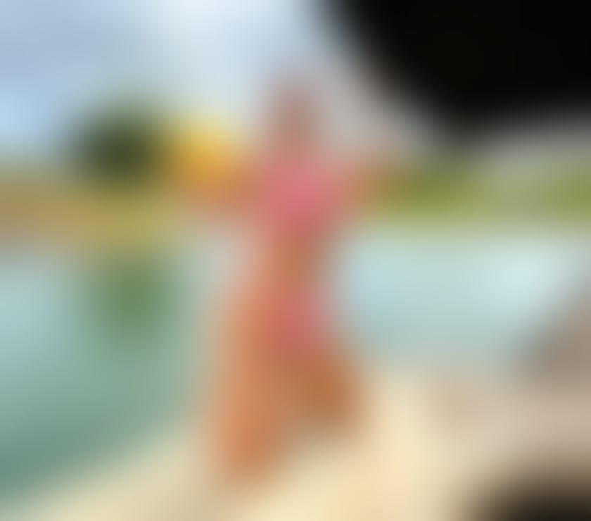 Escorts West Sussex Mid Sussex - Photos for Bruna 0‪7309082350‬ PARTY GIRL