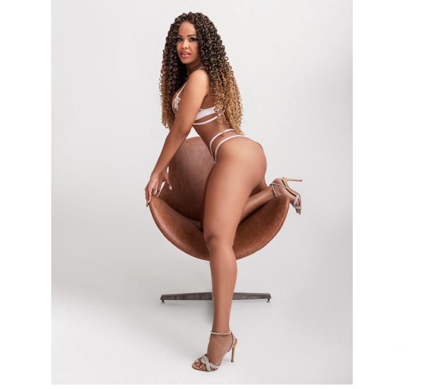 Escorts Edinburgh Edinburgh - Edinburgh - Photos for 🇧🇷 MEL AMAZING BRUNETTE 🇧🇷