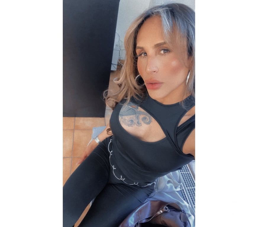 Trans Escorts East London Canary Wharf - East London - Photos for FIT AND SEXY NEW IN TOWN!!!