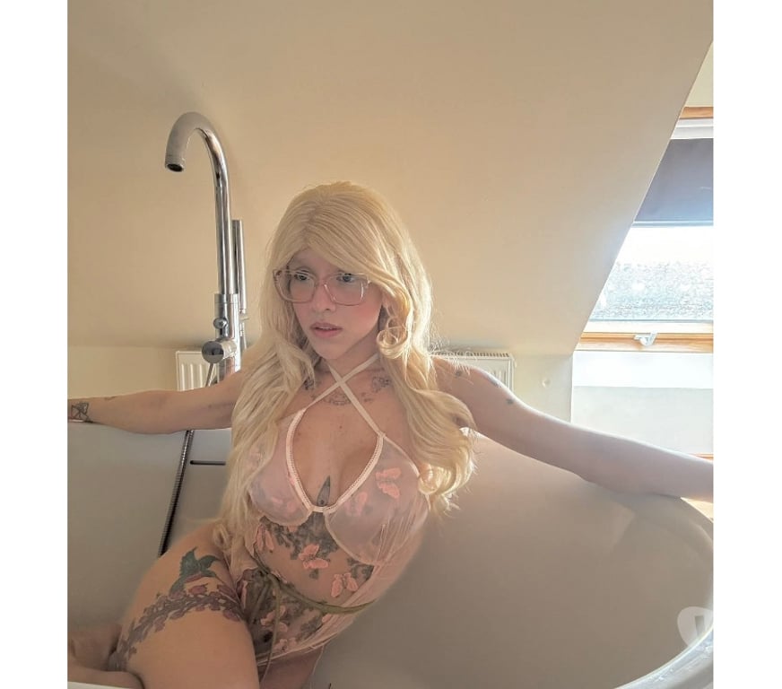 Trans Escorts South East London Abbey Wood - South East London - Photos for Luu xxL big top vers