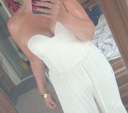 Adult Dating Aldbury Dacorum - Photos for Cheeky and loves to be spoiled