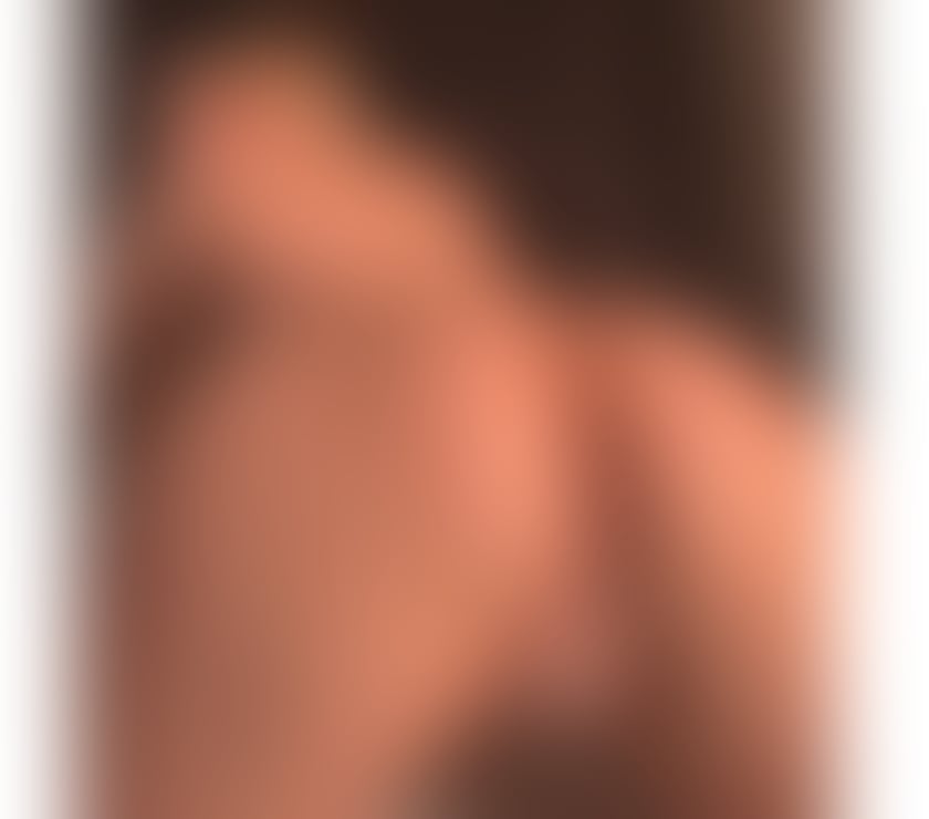 Escorts Surrey Runnymede - Photos for Just outcall new in town