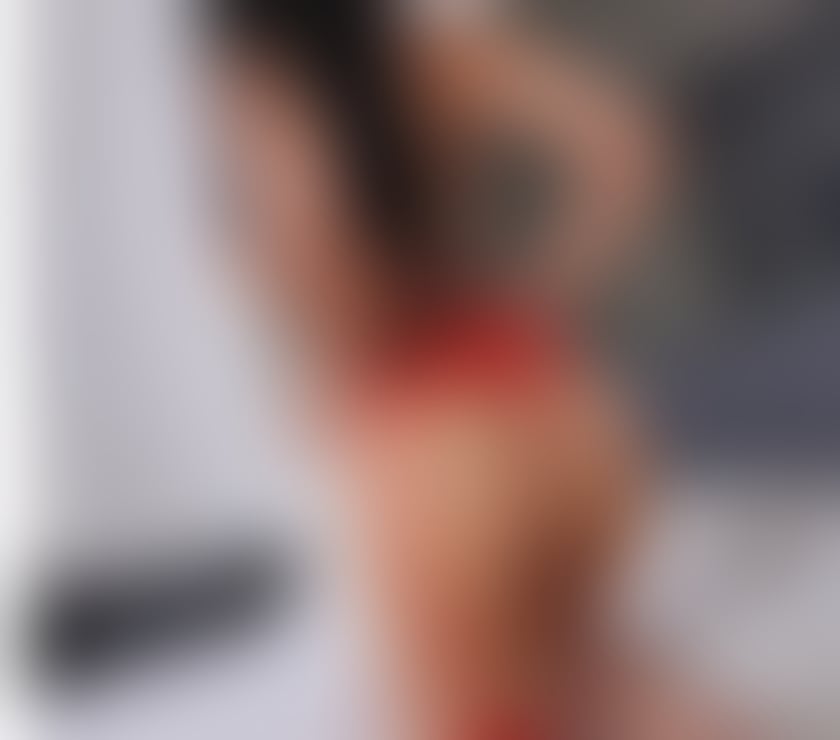 Escorts Gloucestershire Cheltenham - Photos for Valentina - Sexy Argentine babe for your pleasure