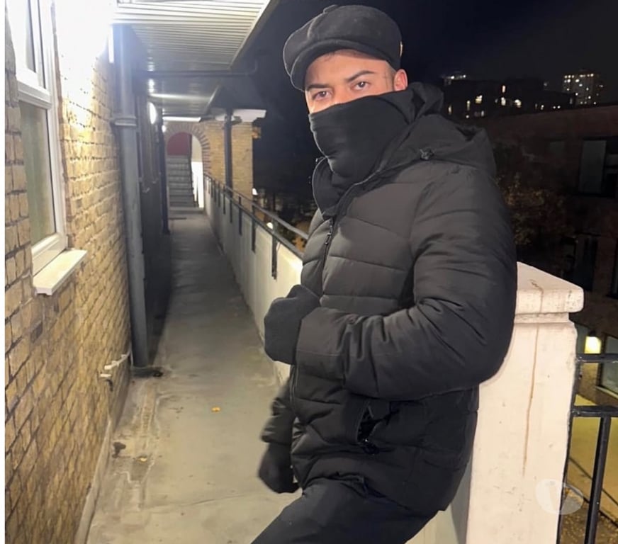  Gay massage North West London Golders Green Station - North West London - Photos for 🔥STRAIGHT MAN FROM BRAZIL - OUT AND DISCREET🔥