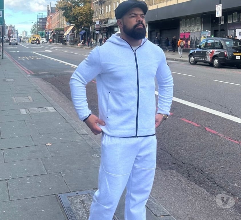  Gay massage North London Wood Green Station - North London - Photos for 🔥STRAIGHT MAN FROM BRAZIL - OUT AND DISCREET🔥