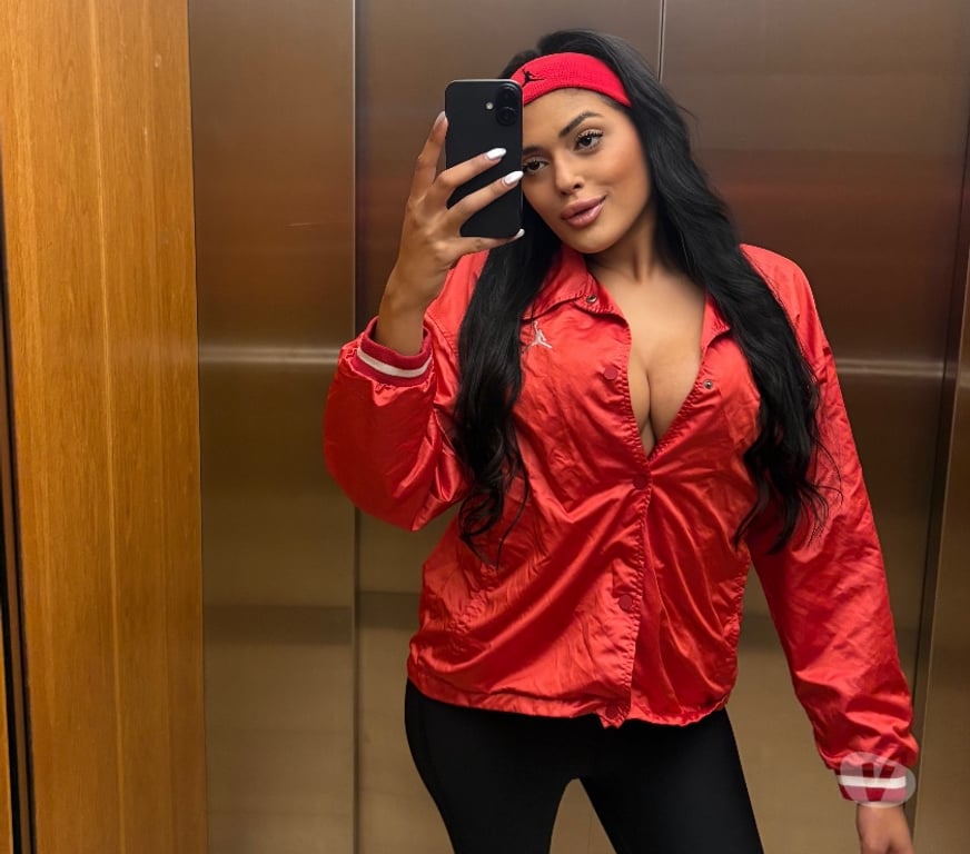 Escorts North West London Colindale - North West London - Photos for Lua ⭐️ real pic 📸 Girl brasilian like party 🥳