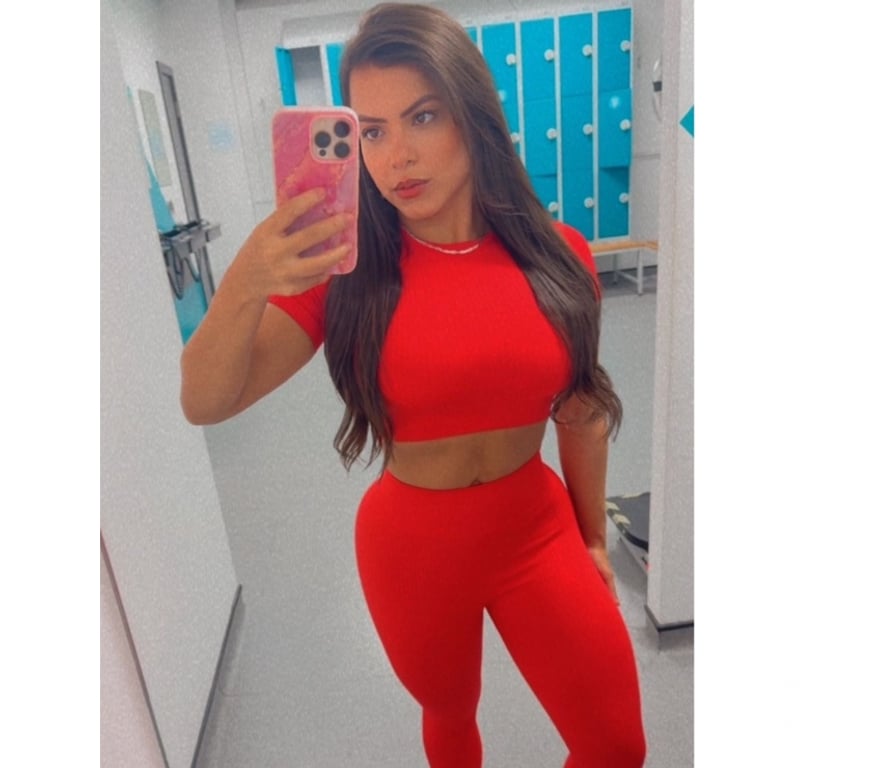Escorts East London Stratford - DLR Station - East London - Photos for NEW Brazilian woman