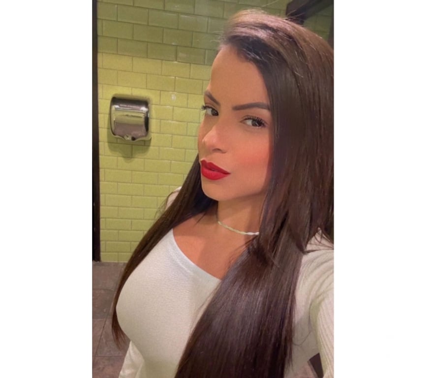 Escorts East London Stratford - DLR Station - East London - Photos for NEW Brazilian woman