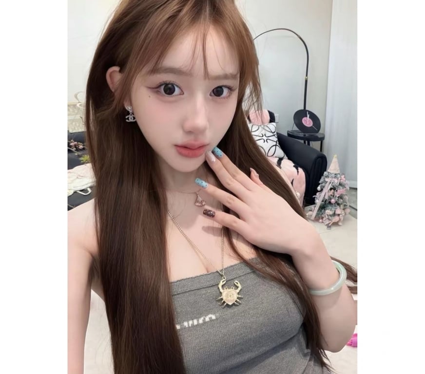 Escorts Glasgow Glasgow City Centre - Glasgow - Photos for ✨ Quiet Beauty & Refined Warmth✨(24)